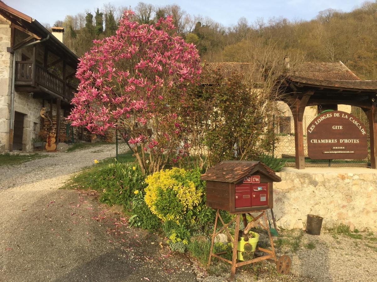 Chambres D'Hotes Des Lodges De La Cascade Yenne 외부 사진