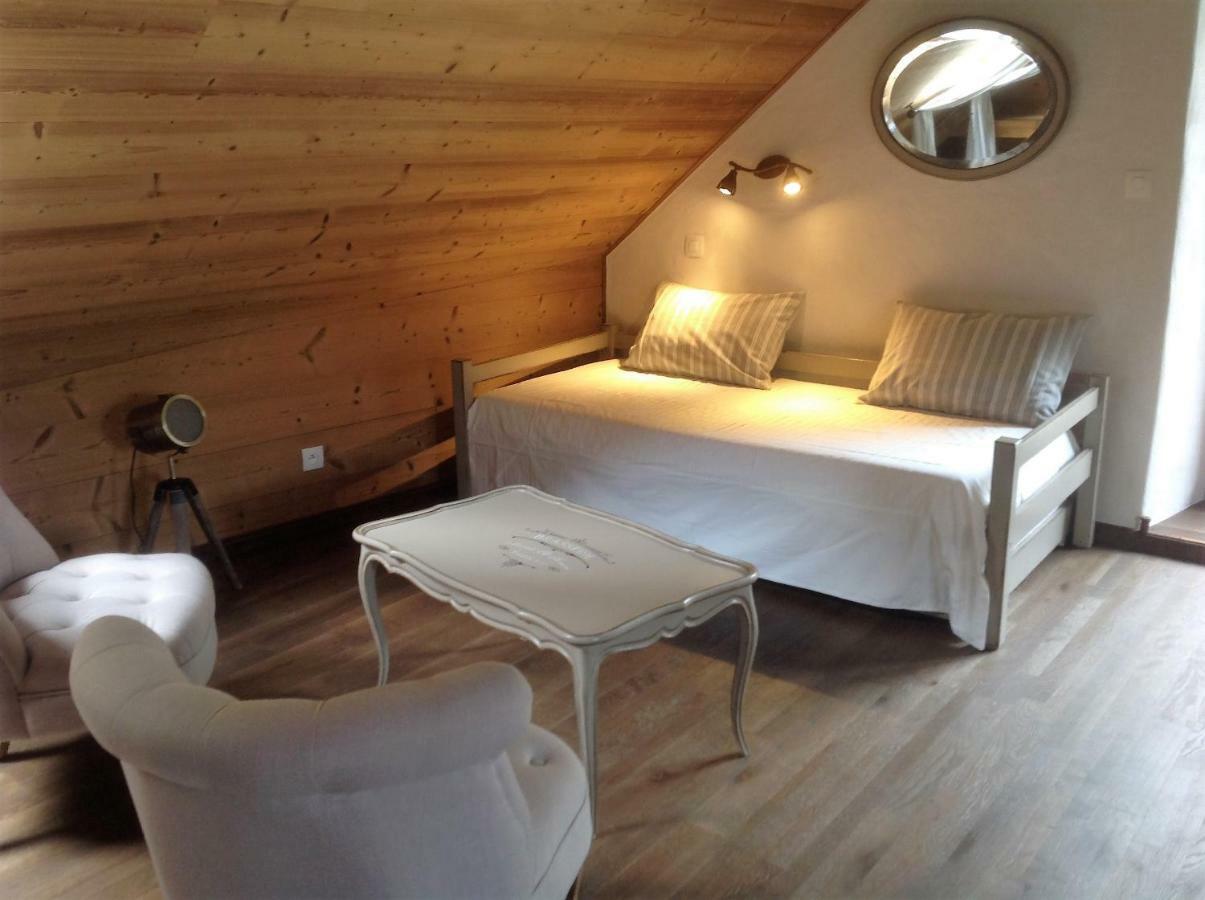 Chambres D'Hotes Des Lodges De La Cascade Yenne 외부 사진