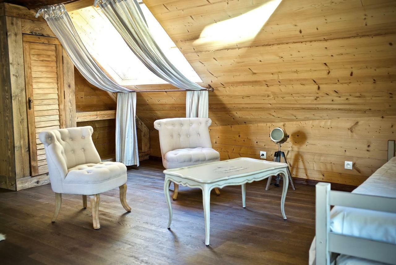 Chambres D'Hotes Des Lodges De La Cascade Yenne 외부 사진