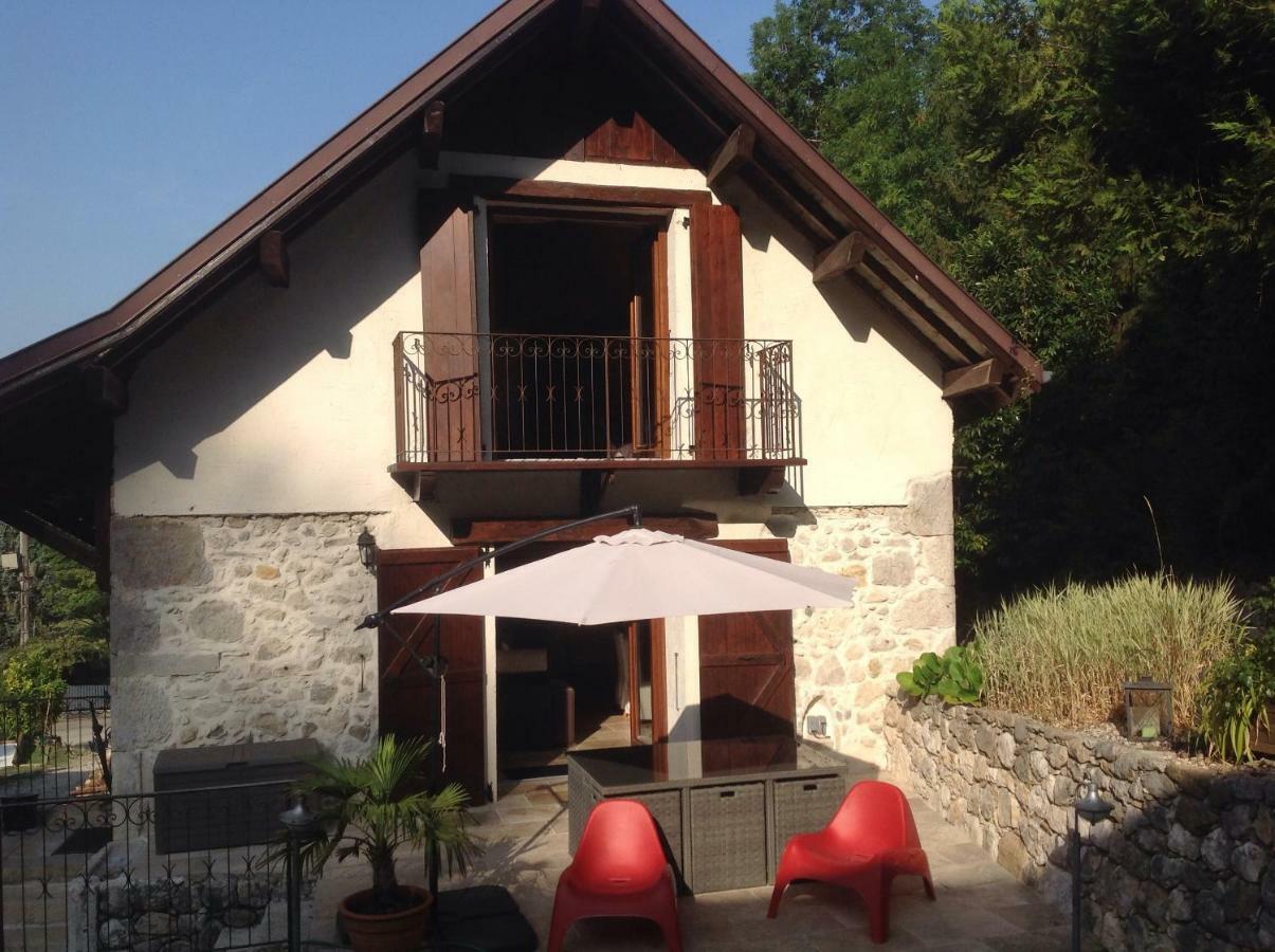 Chambres D'Hotes Des Lodges De La Cascade Yenne 외부 사진